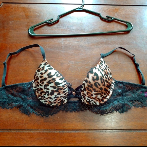 🍒NWOT, 32C La SENZA bra Beyond sexy 🍒 Léopard